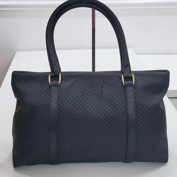 Elegant Black Tote Bag - Picture 3 of 14